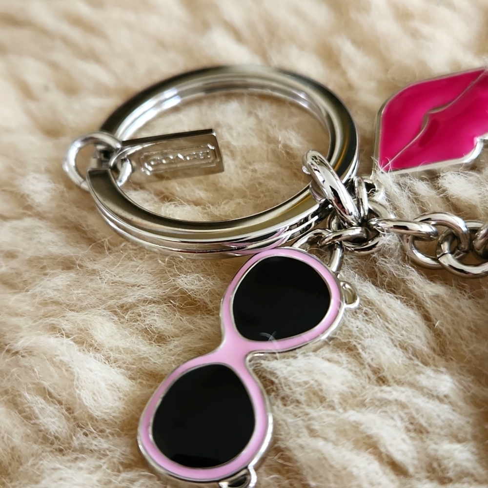 Adorable NWOT Coach Sunglasses, Lipstick, & Lips Bag Charm or Key Ring 💄💋 - Picture 2 of 13